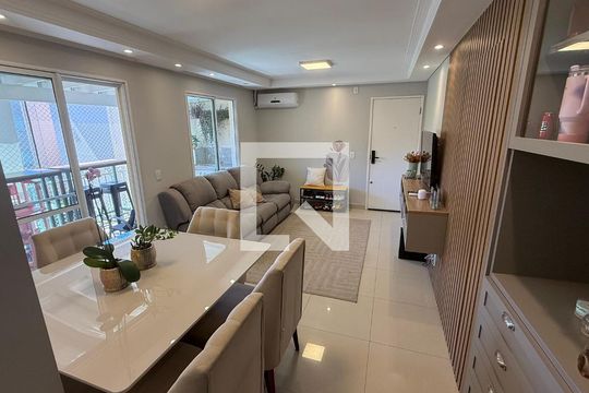 Sala de apartamento à venda com 3 quartos, 82m² em Loteamento Center Santa Genebra, Campinas