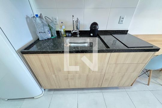 Studio de kitnet/studio para alugar com 1 quarto, 24m² em Vila Olímpia, São Paulo