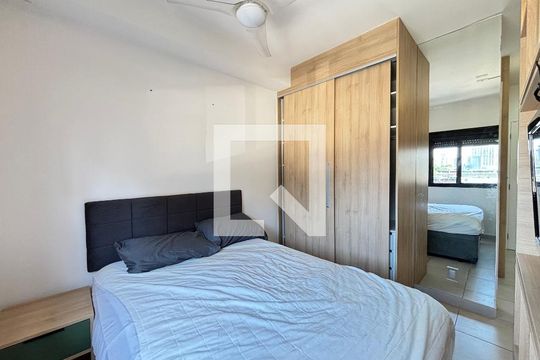 Studio de kitnet/studio para alugar com 1 quarto, 24m² em Vila Olímpia, São Paulo