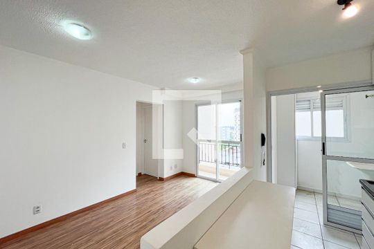 Sala de apartamento para alugar com 2 quartos, 63m² em Loteamento City Jaragua, São Paulo