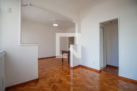 Sala de apartamento à venda com 2 quartos, 97m² em Tijuca, Rio de Janeiro