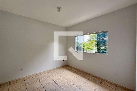 Quarto de casa para alugar com 1 quarto, 45m² em Vila Sao Jose (cidade Dutra), São Paulo
