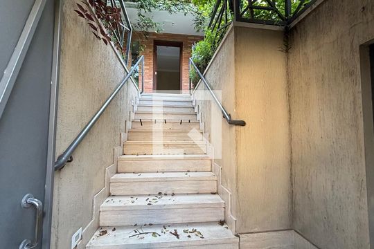 Casa à venda com 3 quartos, 449m² em Santo Amaro, São Paulo