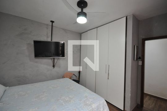 Quarto 1 de casa à venda com 2 quartos, 120m² em Vila Irmaos Arnoni, São Paulo