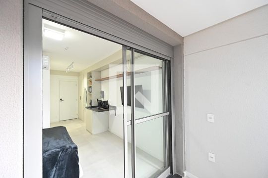 Varanda de kitnet/studio para alugar com 1 quarto, 27m² em Vila Clementino, São Paulo