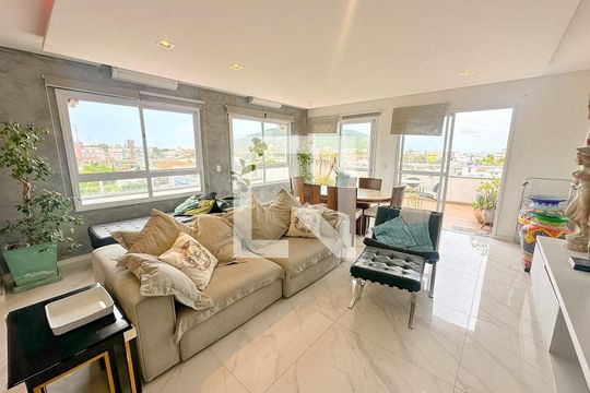 Sala de TV de apartamento para alugar com 3 quartos, 180m² em Ingleses Norte, Florianópolis