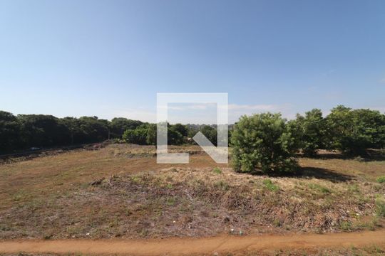 Cozinha de apartamento para alugar com 2 quartos, 43m² em Via Norte, Ribeirão Preto
