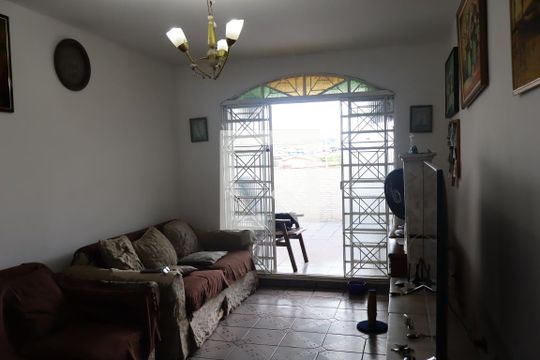 Sala de casa para alugar com 2 quartos, 210m² em Jardim Angela (zona Leste), São Paulo