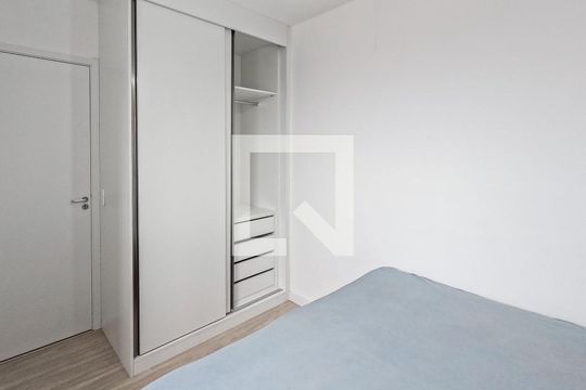 Apartamento à venda com 2 quartos, 38m² em Vila Amélia, São Paulo