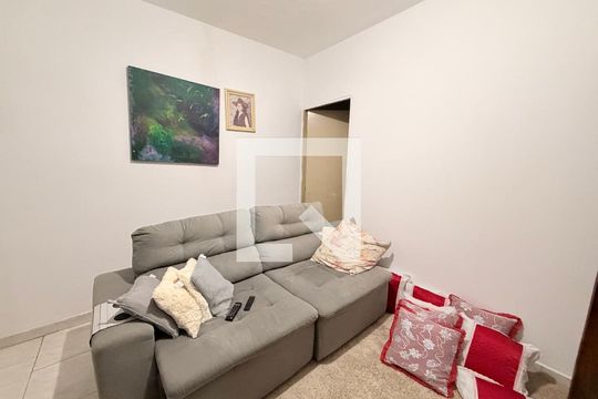 Casa à venda com 2 quartos, 80m² em Vila Rio Branco, Jundiaí