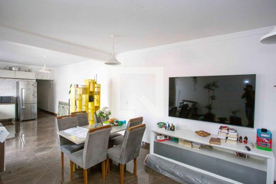 Sala de Jantar Casa 1 de casa à venda com 6 quartos, 177m² em Centro, Diadema