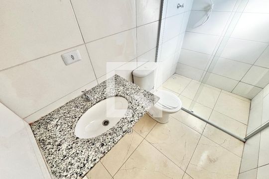 Banheiro de apartamento para alugar com 2 quartos, 80m² em Jardim Primavera, São Paulo