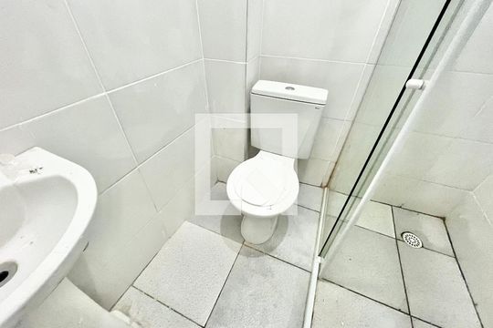 Banheiro de apartamento para alugar com 2 quartos, 65m² em Jardim Primavera, São Paulo