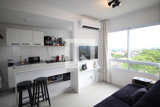 Sala de apartamento à venda com 2 quartos, 54m² em Bom Jesus, Porto Alegre