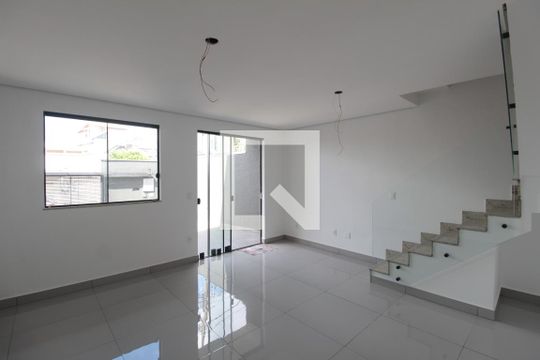 Sala de casa à venda com 3 quartos, 152m² em Santa Amelia, Belo Horizonte