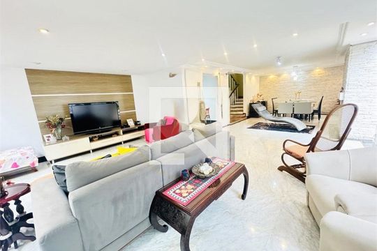 Casa de Condomínio à venda com 4 quartos, 238m² em Jardim dos Estados, São Paulo