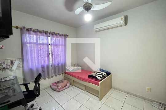 Quarto 1 de casa à venda com 3 quartos, 210m² em Piedade, Rio de Janeiro