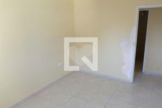 Casa à venda com 4 quartos, 250m² em Jardim Oriental, São Paulo
