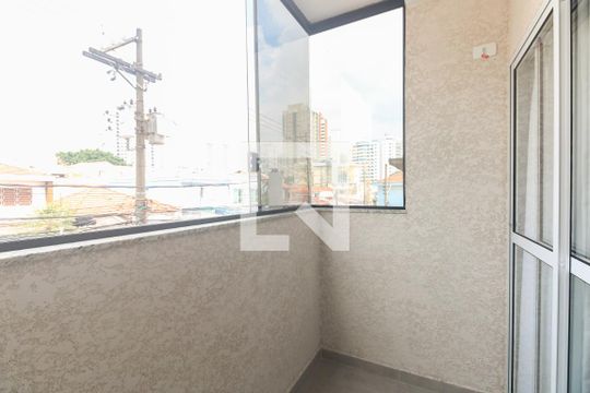 Varanda e Área de Serviço  de apartamento para alugar com 2 quartos, 46m² em Vila Gomes Cardim, São Paulo
