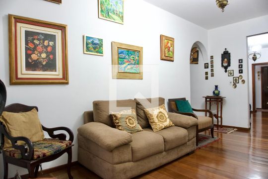Apartamento à venda com 4 quartos, 144m² em Serra, Belo Horizonte