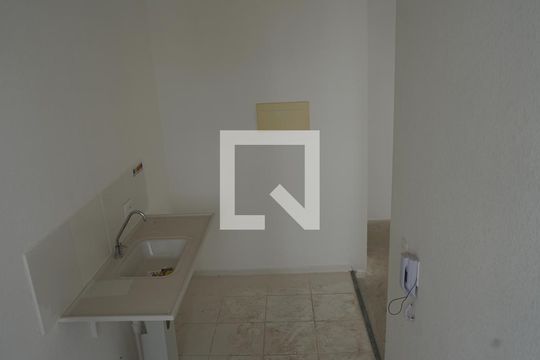 Cozinha e Área de Serviço de apartamento para alugar com 2 quartos, 44m² em Vila Nova Bonsucesso, Guarulhos
