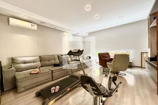Sala de TV de casa à venda com 6 quartos, 600m² em São Luiz, Belo Horizonte