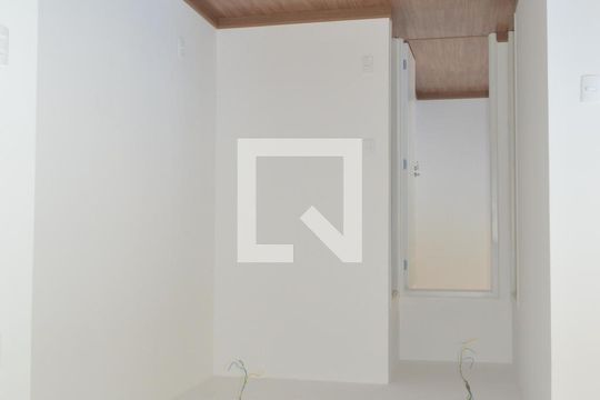 Sala de apartamento para alugar com 2 quartos, 43m² em (o-16), Ribeirão Preto