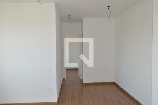 Sala de apartamento para alugar com 2 quartos, 43m² em (o-16), Ribeirão Preto