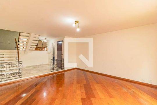Casa para alugar com 3 quartos, 152m² em Jabaquara, São Paulo
