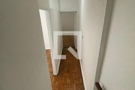 Corredor de casa à venda com 4 quartos, 124m² em Perdizes, São Paulo
