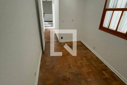 Quarto de casa à venda com 4 quartos, 124m² em Perdizes, São Paulo