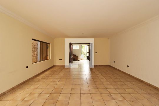 Sala de casa à venda com 4 quartos, 391m² em Parque Oratório, Santo André