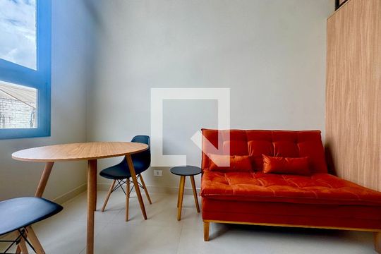 Sala de kitnet/studio para alugar com 1 quarto, 37m² em Vila Galvão, Guarulhos