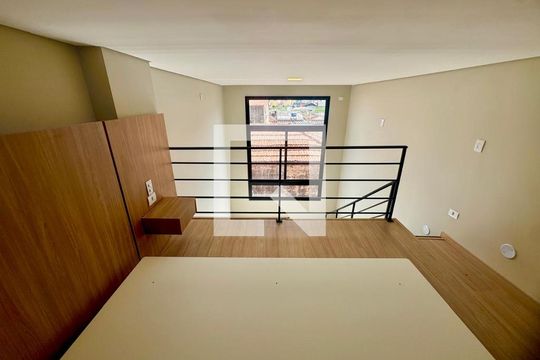Quarto  de kitnet/studio para alugar com 1 quarto, 37m² em Vila Galvão, Guarulhos