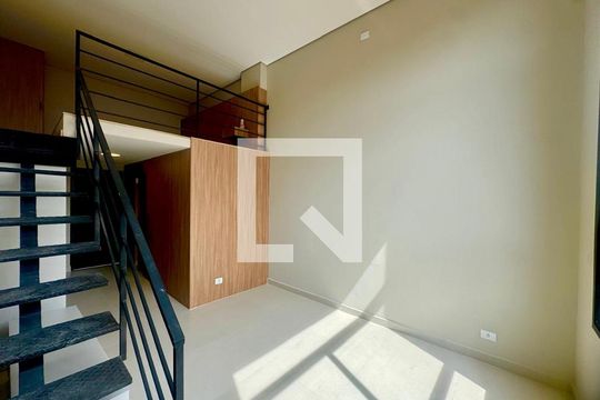 Kitnet/Studio para alugar com 1 quarto, 37m² em Vila Galvão, Guarulhos