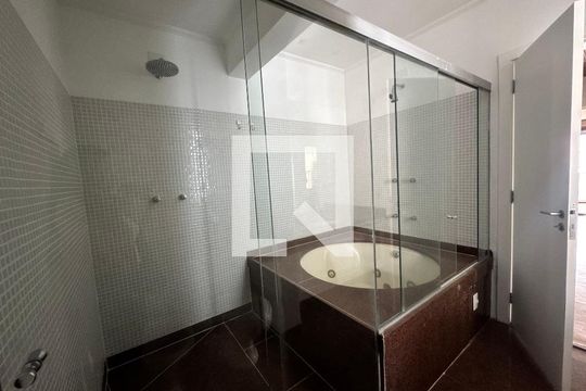 Bnaheira Suite Master  de apartamento à venda com 4 quartos, 692m² em Morumbi, São Paulo