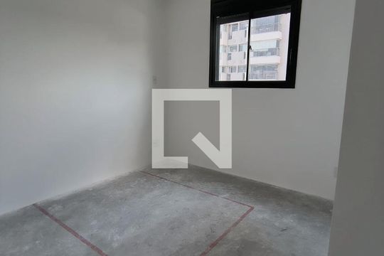 Quarto de apartamento à venda com 3 quartos, 70m² em Caxingui, São Paulo