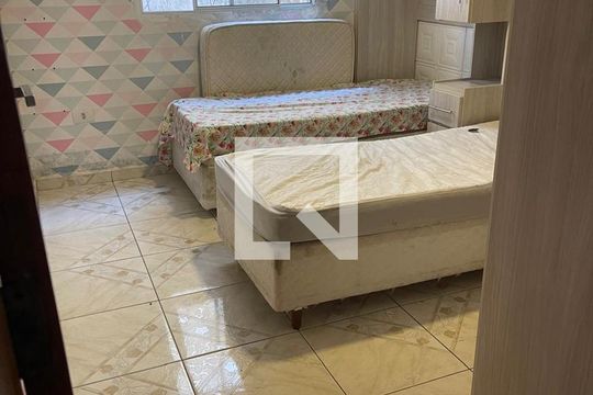 Quarto de casa para alugar com 2 quartos, 267m² em Vila Netuno, São Bernardo do Campo