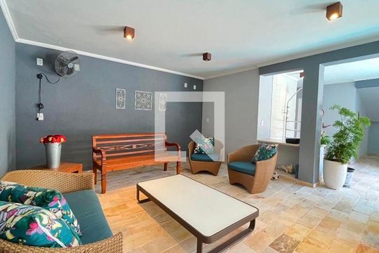 Casa à venda com 5 quartos, 463m² em Vila Marieta, Campinas