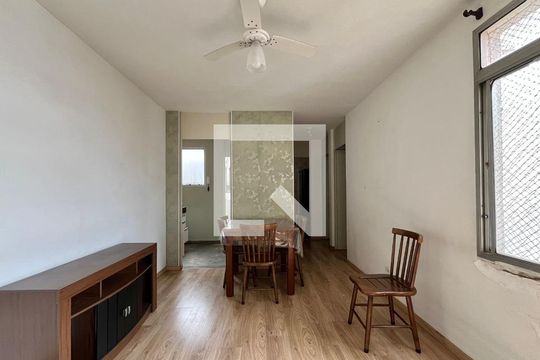 Sala de apartamento à venda com 2 quartos, 55m² em Jardim Miranda, Campinas