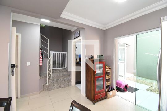 Sala de casa para alugar com 3 quartos, 190m² em Santa Felicidade, Curitiba