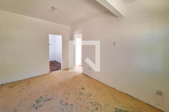 Sala de casa para alugar com 2 quartos, 800m² em Itaipu, Niterói