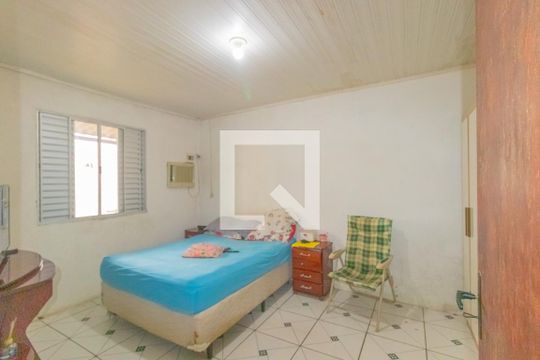 Quarto de casa para alugar com 1 quarto, 180m² em Guajuviras, Canoas