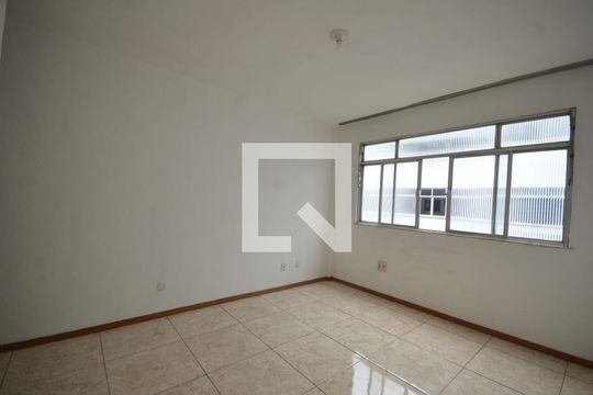 Sala de apartamento para alugar com 2 quartos, 50m² em Guadalupe, Rio de Janeiro