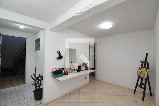 Quarto 1 de casa à venda com 3 quartos, 80m² em Cajuru, Curitiba