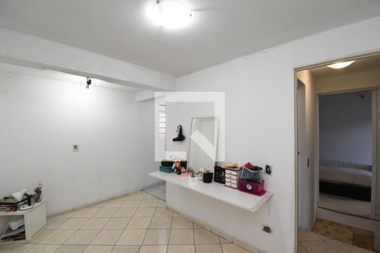 Quarto 1 de casa à venda com 3 quartos, 80m² em Cajuru, Curitiba