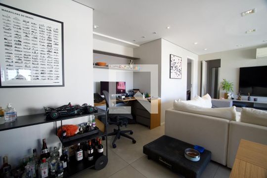 Sala  de apartamento à venda com 2 quartos, 98m² em Pinheiros, São Paulo