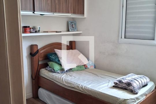 Quarto de apartamento à venda com 3 quartos, 68m² em Vila Barros, Barueri