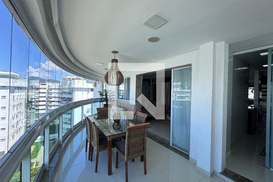 Varanda de apartamento para alugar com 3 quartos, 200m² em Recreio dos Bandeirantes, Rio de Janeiro