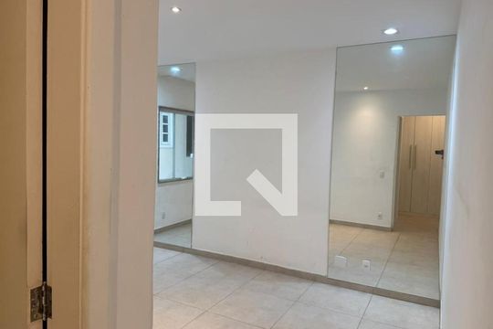 Casa à venda com 3 quartos, 470m² em Barra da Tijuca, Rio de Janeiro